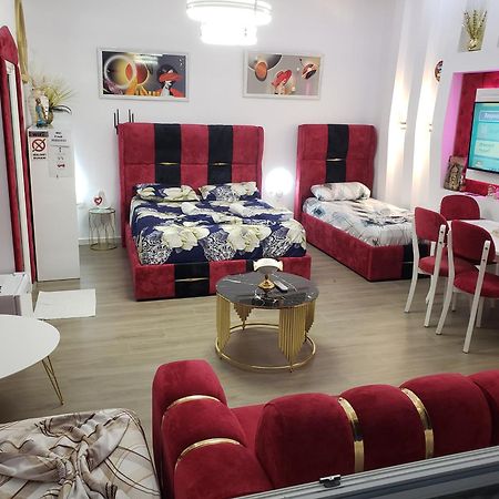 Апартаменти Studio Near Tirana Airport 2- Self Check-In Free Parking Valias Екстер'єр фото