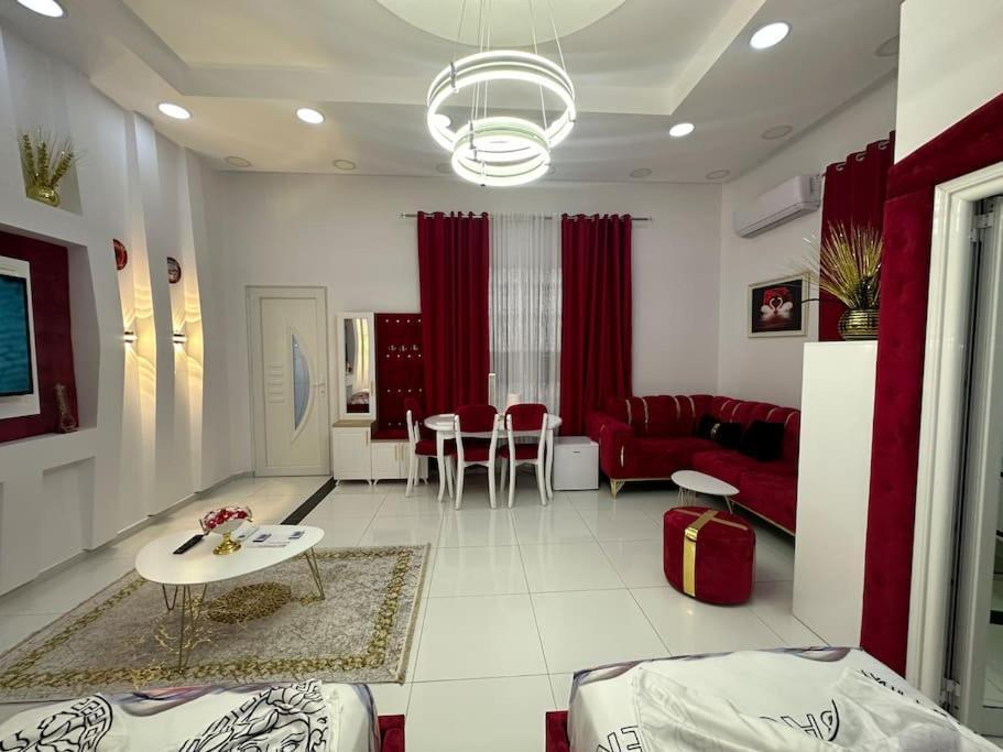 Апартаменти Studio Near Tirana Airport 2- Self Check-In Free Parking Valias Екстер'єр фото